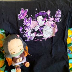 Demon Slayer tee with doll sz L